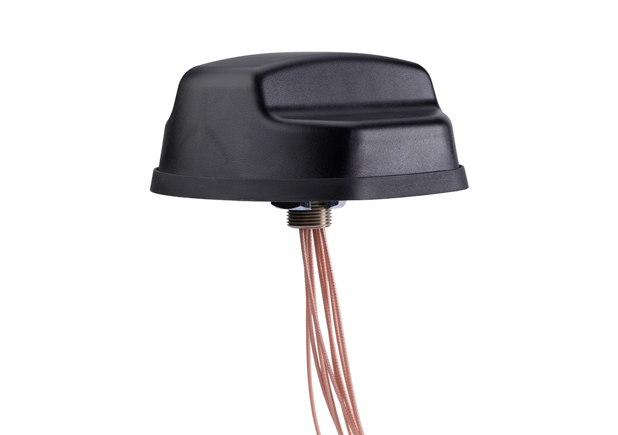 Coach II Multiband Antenna